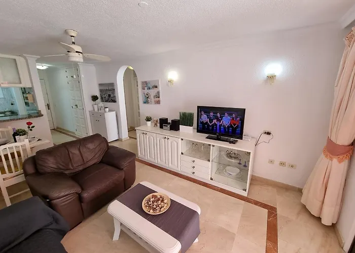 Apartman Casa Teide, Ground Floor Parque Santiago 1, Heated Pool, 100 M To Sea And Beach, Wifi Playa de las Américas